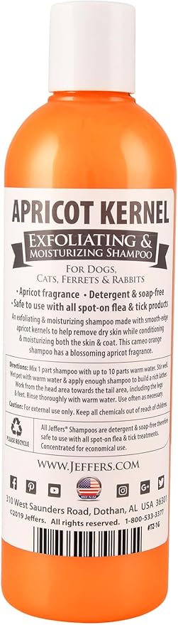Jeffers Pet Apricot Kernel Shampoo, 17 oz – Detergent & Soap Free Exfoliating & Moisturizing Formula for Dogs, Cats, Puppies, Ferrets & Rabbit – Coconut Based, Apricot Scent with Vitamins A&D