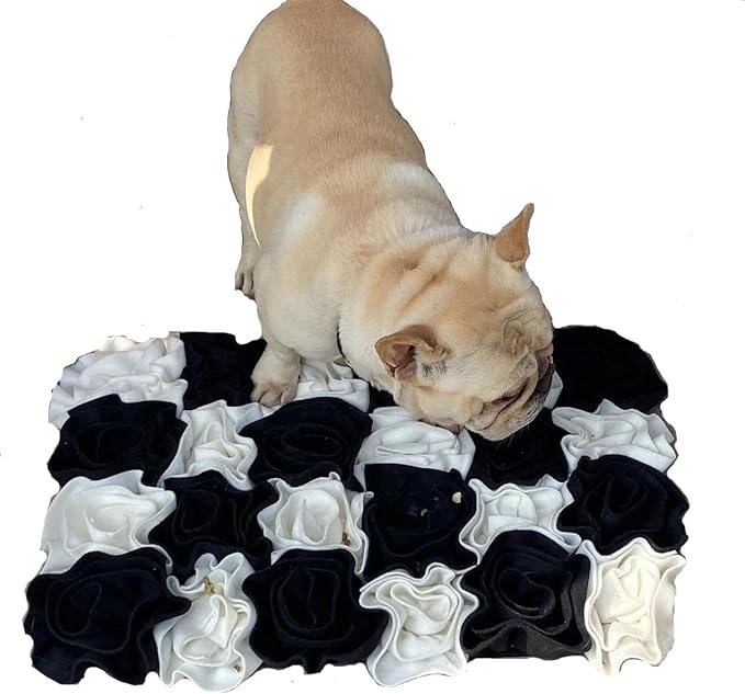Snuffle Mat,Black and White Chequered Rose Design,Large Size,60x40cm,Washable Anti Slip,Big Tough for Large Dog Feeding mat, Food Puzzles, Sniffing and Snuffle mat
