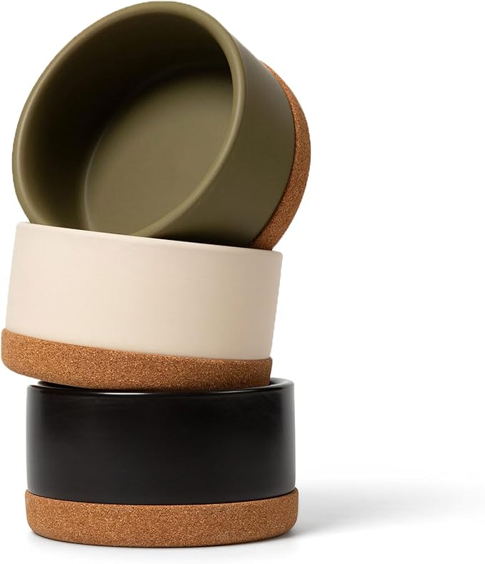Waggo Corky Bowl – 4 Cup Non-Slip Pet Food and Water Ceramic Dish with Removable Cork Base – Dishwasher & Microwave Safe (Olive)