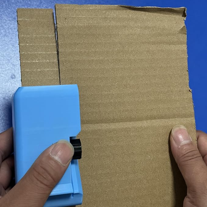 Cardboard Cutter for Cat Scratchers – DIY Cat Scratcher Making Tool, Ergonomic Handheld Cardboard Cutting Tool for Cat Beds, Boxes, Crafts (Blue)