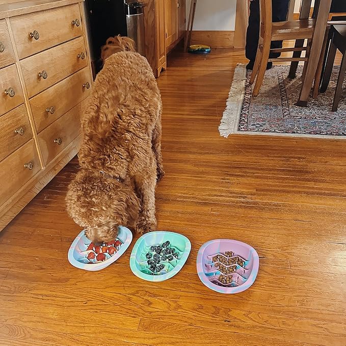 CHEWFFON Interactive Dog&Cat Lick Mat Bowls, BPA-Free Silicone Dog Slow Feeder Bowl with Suction Cups, Non Slip Food Bowl for Dogs and Cats, Reduces Boredom and Anxiety, Dishwasher Safe, Rainbow