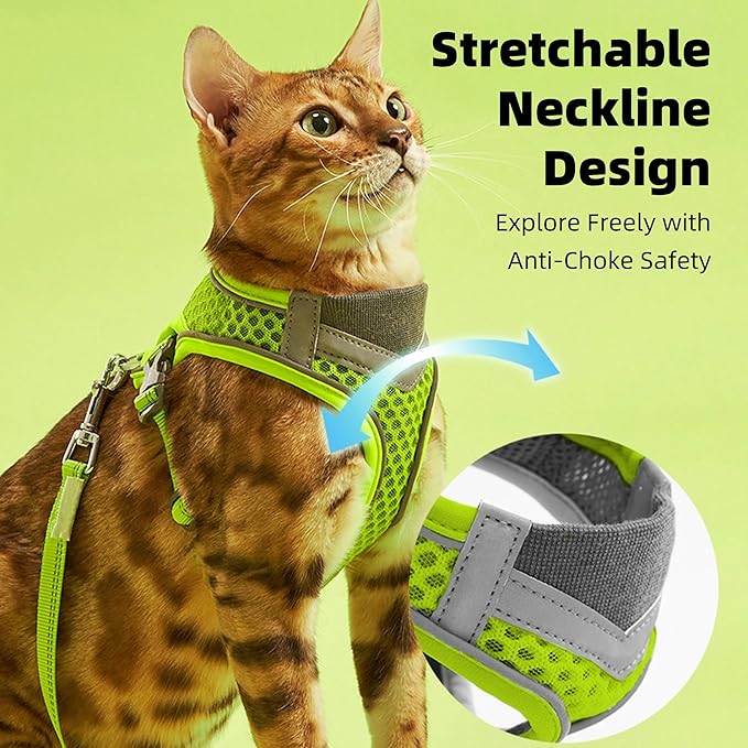 Cat Harness and Leash Set for Comfortable Outdoor Walking, Escape Proof, Adjustable Soft Kitten Vest Harness with Reflective Strip for Cats, Small Dogs (Pink, M)