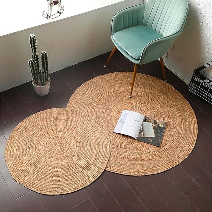 13.78In Cat Scratcher Pad - Hand-Woven Natural Cattail Mat, Spiral Texture Cat Scratching Board for Medium-Small Adult Cats, Cat Scratch Furniture Protector
