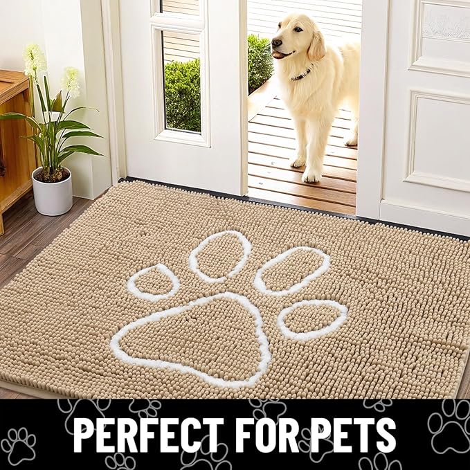 Smiry Dog Door Mat for Muddy Paws, Absorbent Dirt Trapper Non Slip Quick Dry Washable Chenille Mat for Mud Dogs, Entry Rug for Indoor and Outdoor (30x20 Inches, Beige and White)