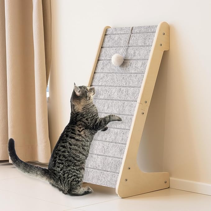 PETKARAY Felt Cat Scratcher, L Shaped Scratching Pad, Scratch Resistant Carpet Scratcher Ramp, Slot-Free Scratch Board with Toy Ball, Light Grey