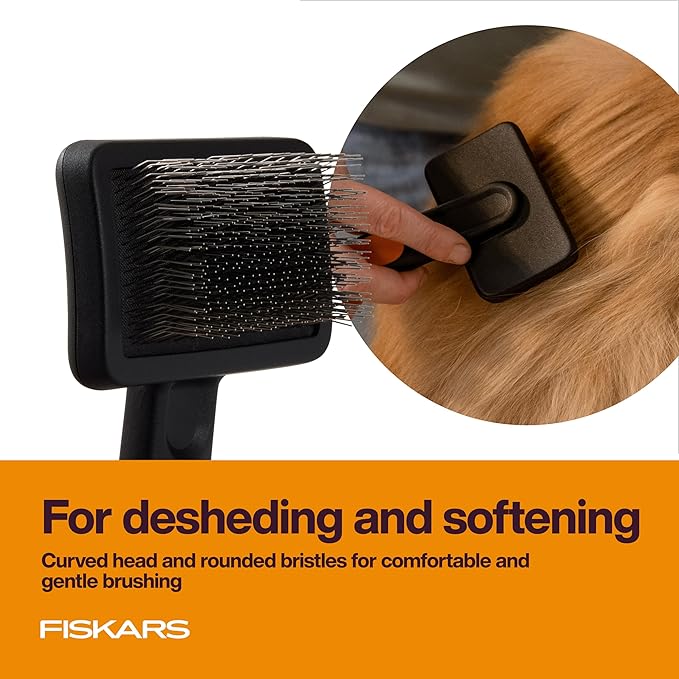 Fiskars Pet Slicker Brush, Cat and Dog Brush for Shedding, Fine Bristles & SoftGrip Handle for Gentle Grooming and Deshedding, Cat and Dog Supplies, 6.5”, Orange/Black