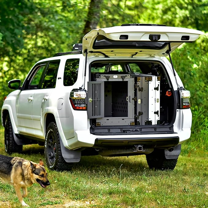 K9 Kennel Boss - Heavy Duty Fully Collapsible Powder-Coated Aluminum Dog Crate - Medium (White)