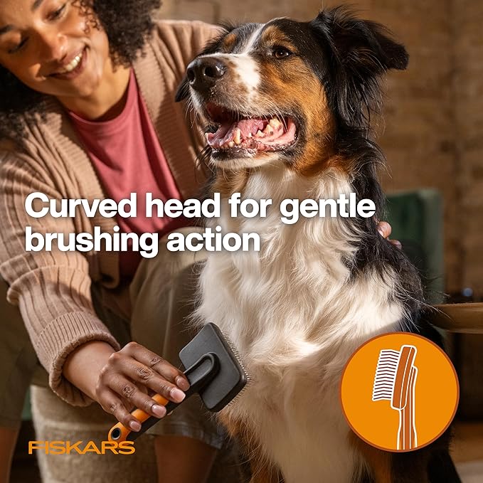 Fiskars Pet Slicker Brush, Cat and Dog Brush for Shedding, Fine Bristles & SoftGrip Handle for Gentle Grooming and Deshedding, Cat and Dog Supplies, 6.5”, Orange/Black