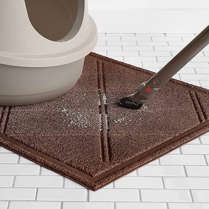 Amazon Basics Less-Mess Cat Litter Box Mat, 24" x 35", Unscented, Brown